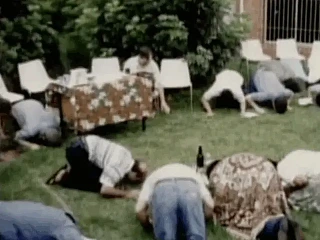 Popiežius Leonas XIV dalyvauja Pačamamos garbinimo rituale  Brazilijoje 1995 m.