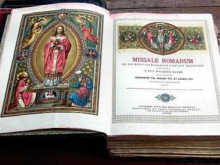 Missale Romanum 1884 m. Pusteto tipinis leidimas, 1911 m. (wikimedia.org)