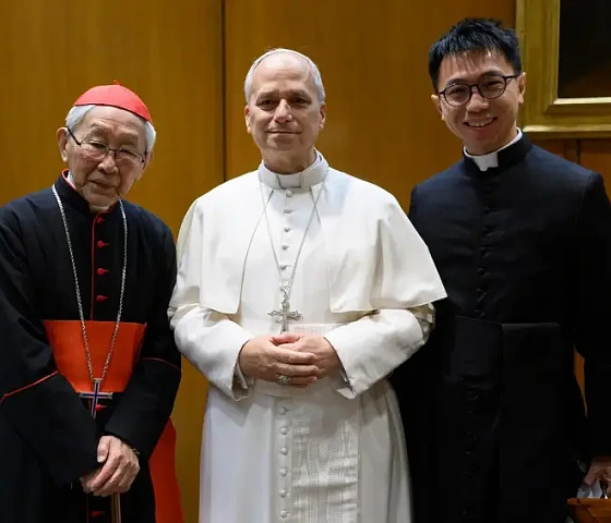 Kardinolas Joseph Zen ir jo asmeninis sekretorius su popiežiumi Leonu XIV (cardinalnews.substack.com nuotr.)+