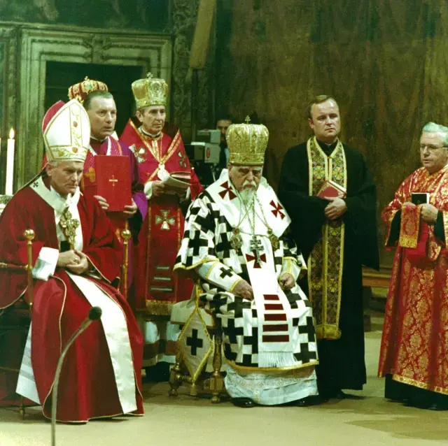 Jonas Paulius II su kardinolu Slipijumi