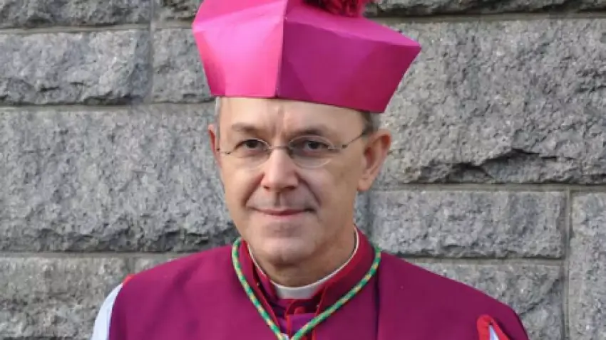 Vyskupas Athanasius Schneider+