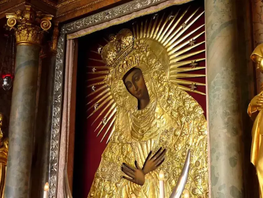 Aušros Vartų Švč. Mergelė Marija, Gailestingumo Motina +