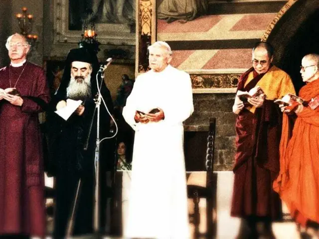 Asy\u017eiaus tarpreliginis susitikimas