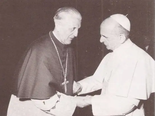 Kardinolas Suenensas ir Paulius VI