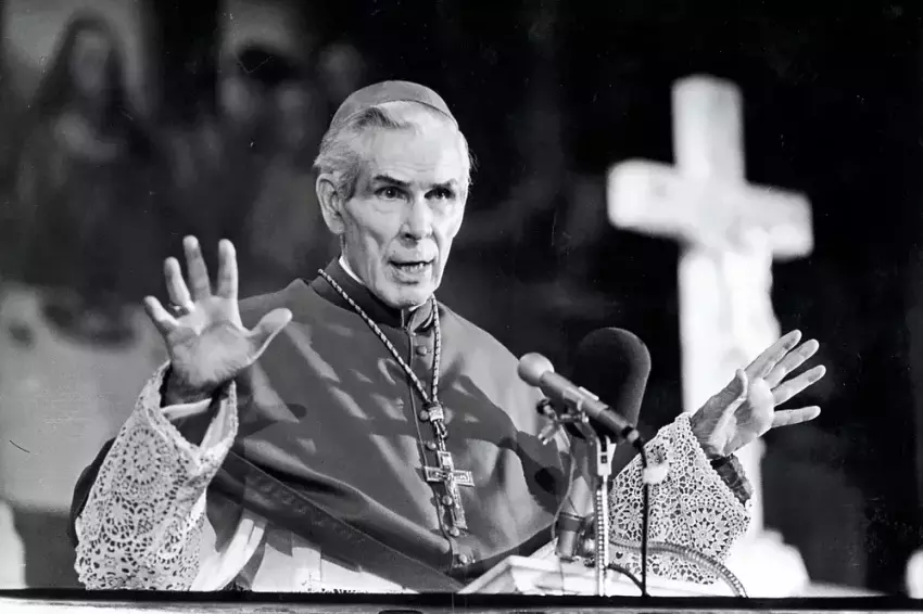 Arkivysk. Fulton J. Sheen