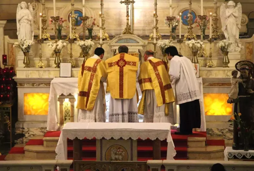 Tradicinės Mišios. Corpus Christi.